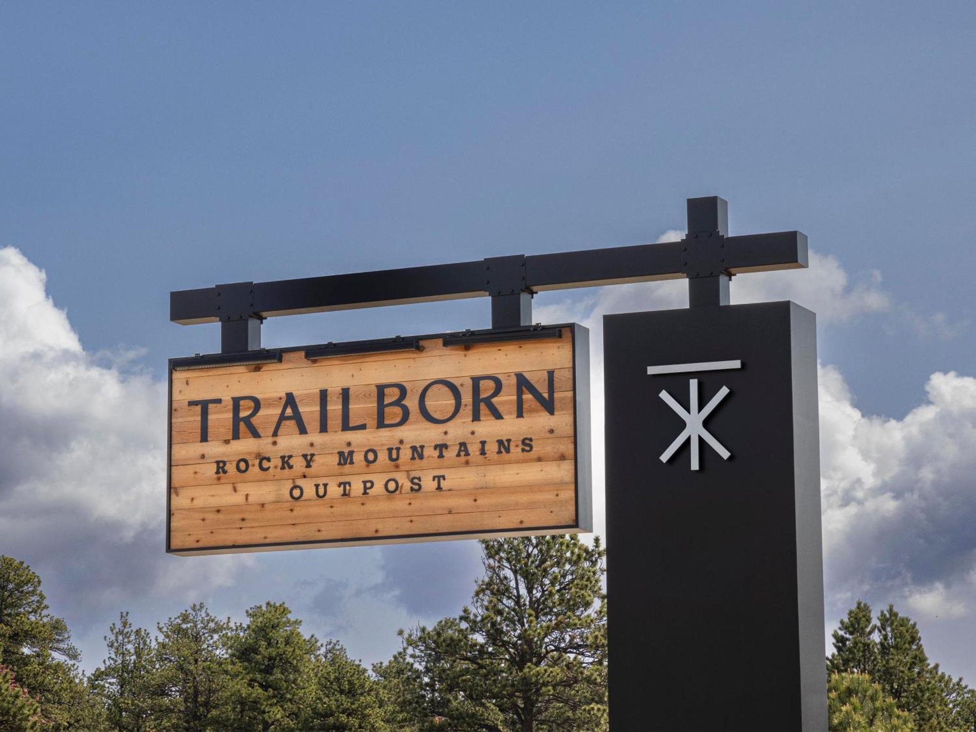 Trailborn Rocky Mountains Outpost Hotel Estes Park Exterior photo