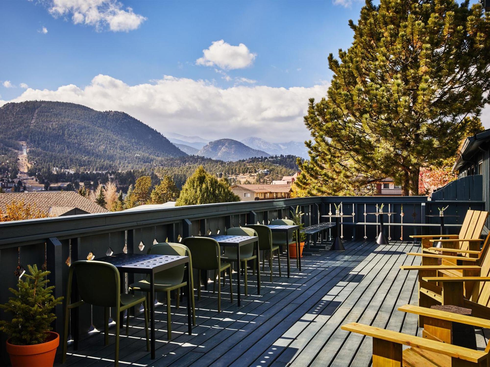 Trailborn Rocky Mountains Outpost Hotel Estes Park Exterior photo