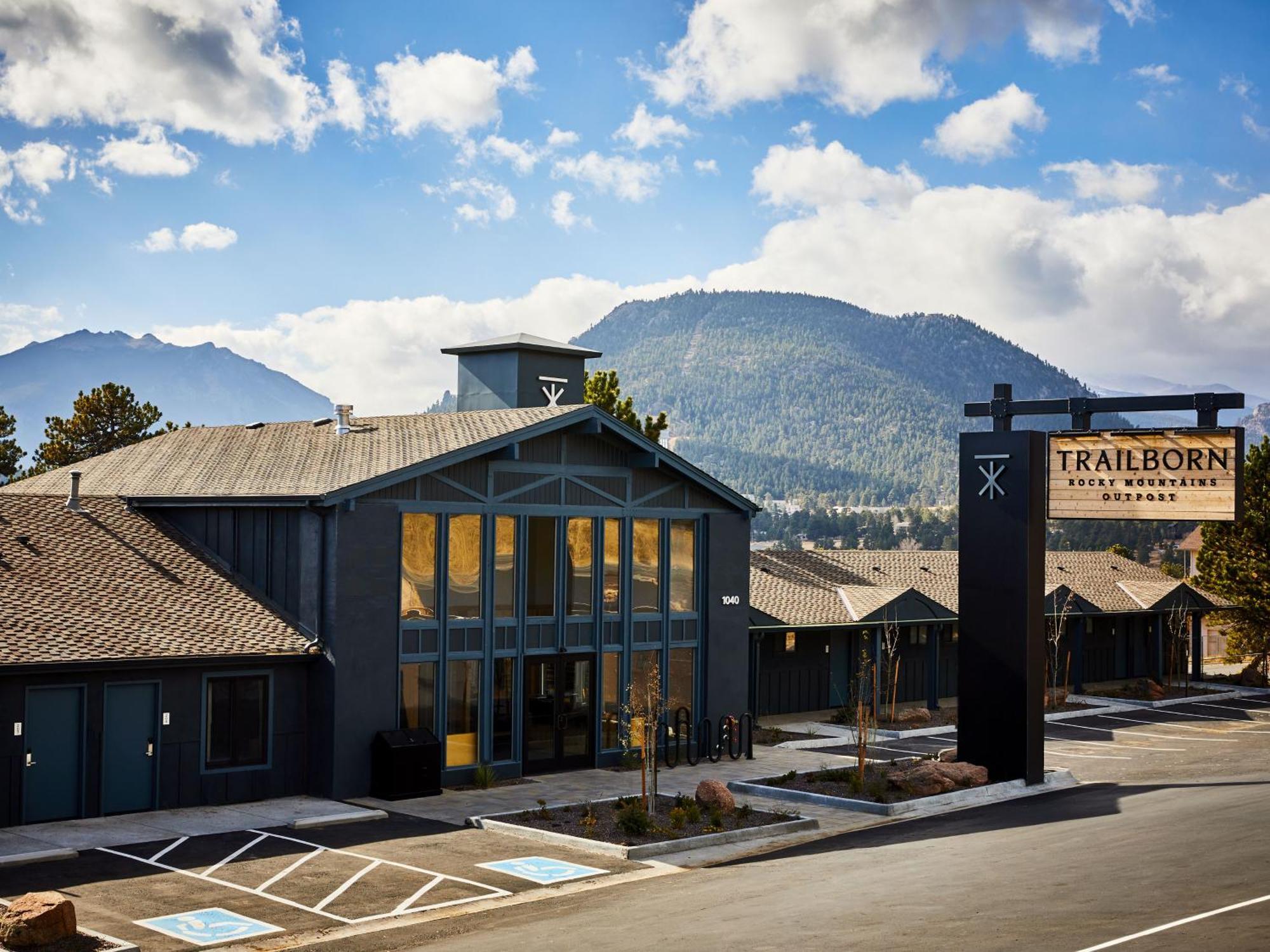 Trailborn Rocky Mountains Outpost Hotel Estes Park Exterior photo